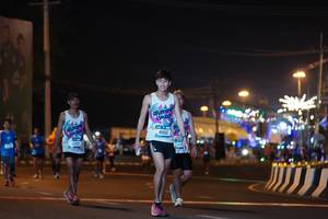 BIB: 093, 40021, 421
                            <button type="button" onclick="openModal(21128696)" class="btn btn-primary btn-sm float-right btn-popup" data-toggle="modal" data-target=".modal-high-quality">
                        <i class="fas fa-shopping-cart"></i> Add to Cart
                    </button>
                                            <button type="button" onclick="isThisMe(21128696, true)" class="btn btn-success btn-sm float-right btn-popup btn-isme hidden" data-toggle="tooltip" data-placement="bottom" title="นี่คือรูปของคุณใช่ไหม คลิกที่นี่เพื่อเอาเข้าอัลบั้ม">
                        <i class="fas fa-plus"></i> Add to album
                    </button>
                    <button type="button" onclick="isThisMe(21128696, false)" class="btn btn-warning btn-sm float-right btn-popup btn-isnotme hidden">
                        <i class="fas fa-ban"></i> Remove from album
                    </button>